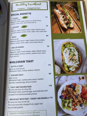   at Like Coffee in Cat Ba