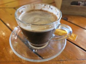 ...  und gleich gekostet  ... at Like Coffee in Cat Ba