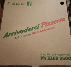 Pizza box at Arrivederci Pizzeria in Milton