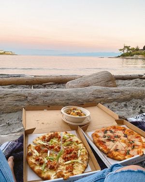 Stranger wings // Margherita // Mac & Cheese with a view! at Virtuous Pie - UBC in Vancouver