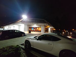 Restaurant and parking lot at Merit Vegan Restaurant in Sunnyvale