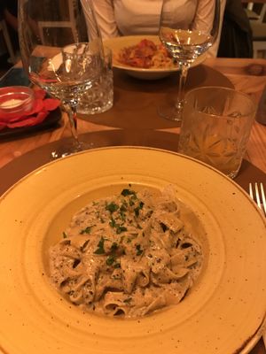 the truffle pasta at Spiga in Alicante