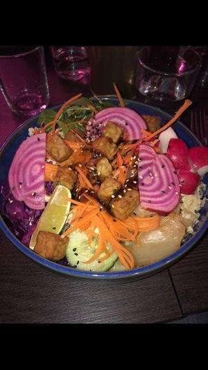  bellissima rainbow bowl con tempeh  at RoseHip Vegan Kebabs in Vilnius