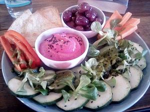 Pink hummus starter at RoseHip Vegan Kebabs in Vilnius