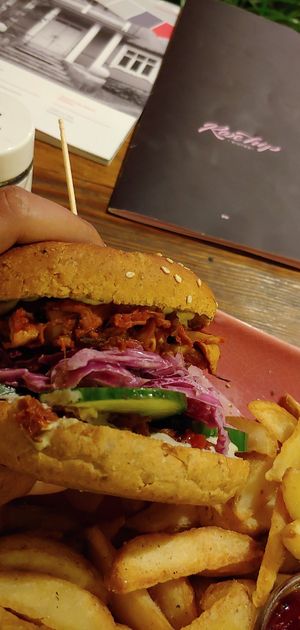 Jackfruit burger at RoseHip Vegan Kebabs in Vilnius