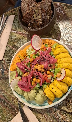  at Healin Foods in Istanbul