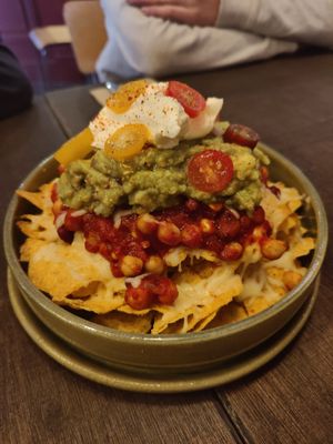 Natcho's als sharing voorgerecht 👍 at B-Nut Brasschaat in Brasschaat