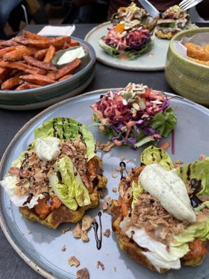 Een heerlijke veganistische lunch  at B-Nut Brasschaat in Brasschaat