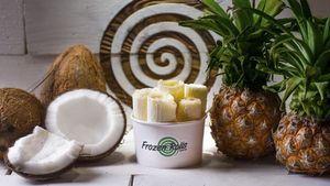 Thai Pina Colada at Frozen Rolls - Tajskie Lody in Krakow
