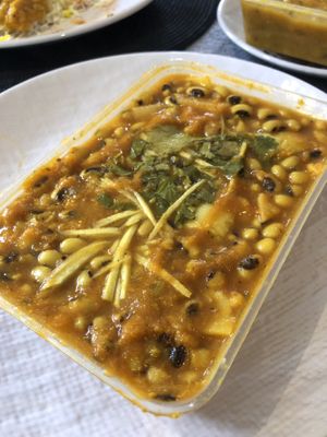 Aloo Bodi Tama (GF) at Kathmandu Palace in Beaconsfield