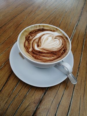 Cappuccino mit Hafermilch at La Paloma in Ibiza