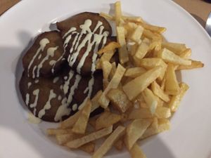 Seitan Cutlets with Chips at Bar Ecologico Gaia in Sevilla