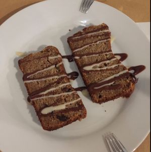 Vegan Plum Cake at Bar Ecologico Gaia in Sevilla