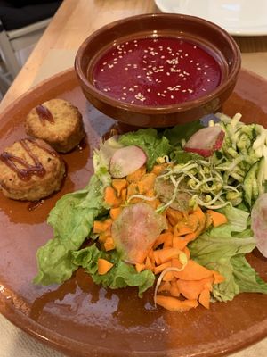 Veg platter - falafels, beet soup at Bar Ecologico Gaia in Sevilla