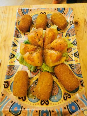 Vegan croquetas at Bar Ecologico Gaia in Sevilla