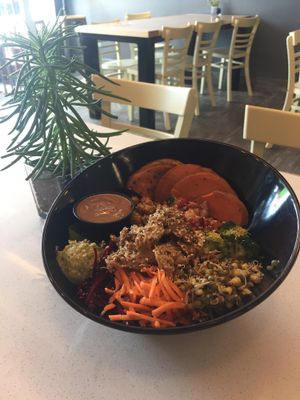 Aristotle quinoa and shiitake teriyaki  at Copper Branch in Barrie