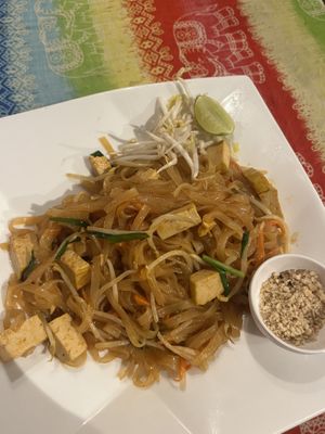 Pad Thai vegan   at Coconut Garden in Phuket