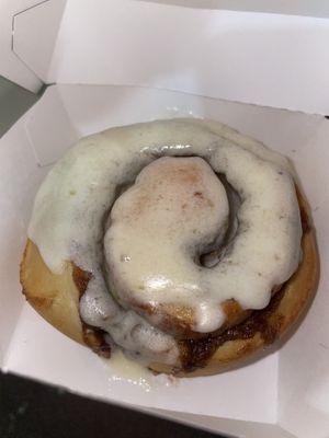 old skool roll at Cinnaholic in Boca Raton