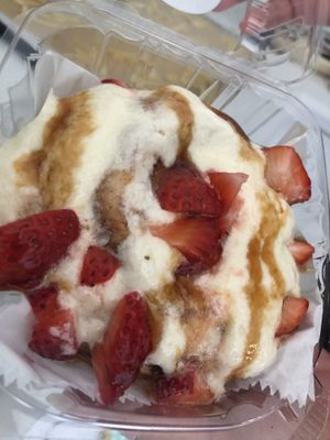 Hazelnut icing w/ strawberries & caramel drizzle at Cinnaholic in Boca Raton