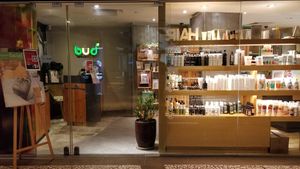 Bud - shop front at Bud - Mandarin Gallery in Central Singapore