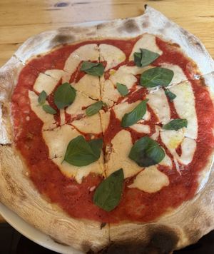 Pizza Margherita  at Pizza Punk in Brno