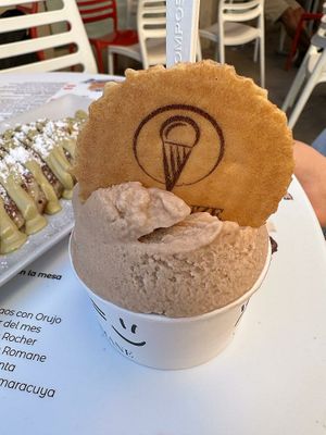 Vegan hazelnut ice cream at Vacanze Romane in Santander