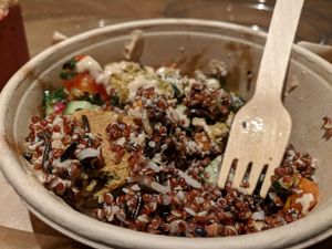 Buddha bowl at Organic Epicerie in Chamonix-mont-blanc