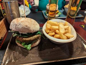 Burger with falafel patty, mushrooms and mushroom-sauce at Peter Pane - Invalidenstr in Berlin
