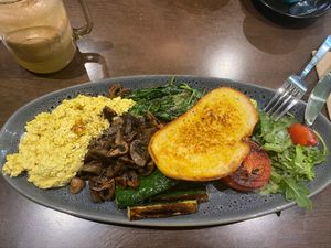 They now have a vegan big breakfast at Scrumptious on Summer in Orange