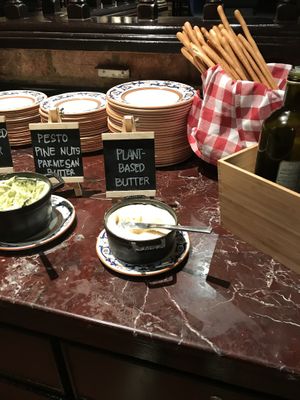 Nice to see alternatives at Pete's Place in Central Singapore