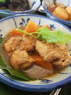 Ayam Pongteh at The Peranakan in Central Singapore