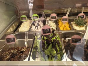 Some of the vegan options at Yummy Helados in Malaga