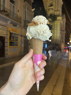 Carrot cake ice cream  at Yummy Helados in Malaga