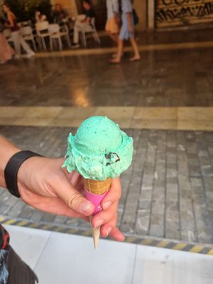 Mint ice cream at Yummy Helados in Malaga