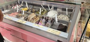  at Yummy Helados in Malaga