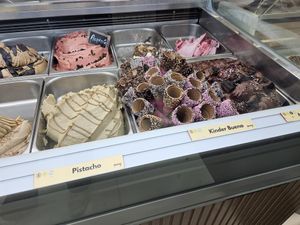  at Yummy Helados in Malaga