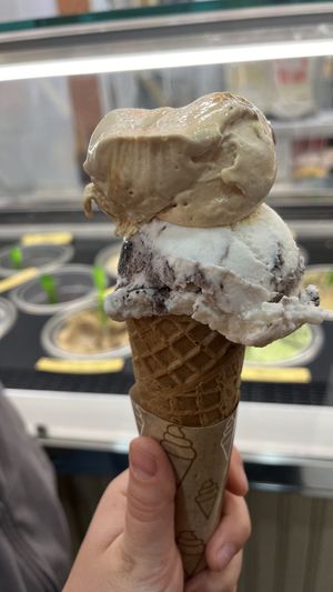 10/10 vegan gelato (and GF!)  at Yummy Helados in Malaga