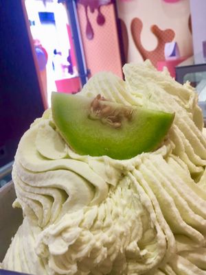 80% de Melon ? , pure fruit ! at Yummy Helados in Malaga