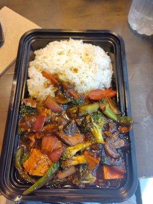 Bowl at ORD - Big Bowl - T5 in Chicago