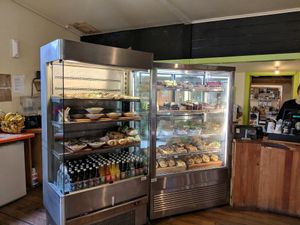 cold case with GF and vegan items clearly labelled at Toad Hall in Motueka