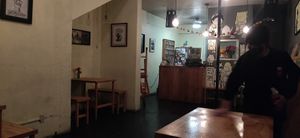 Inside at Tea Recs in Guadalajara