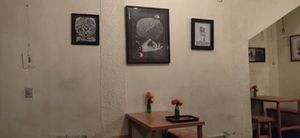 Inside at Tea Recs in Guadalajara