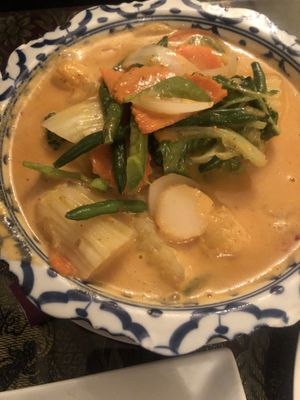 Massamam with vege  at Siam House in Bloomington