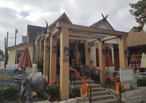 Street view  at Siam House in Bloomington