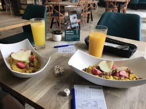 Golden oats at Tel Aviv Urban Food in Lodz