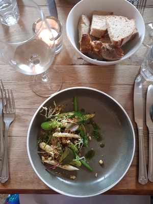 Asparagus Starter at Le Caillau in Vire-sur-lot