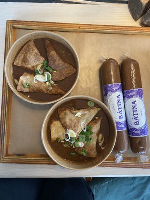 💜 weekly stew and buckwheat sausages 💜 at Kucha in Ljubljana