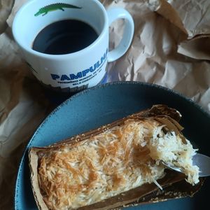 Bolo de mandioca com coco (sem glúten). at Bistro Vegano in Niteroi