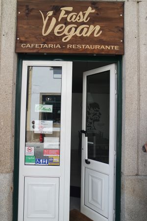 Frontage at Fast Vegan in Castelo Branco