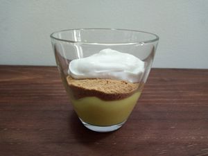 Doce da casa com bolacha e coco. at Fast Vegan in Castelo Branco